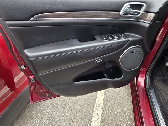Used 2018 Jeep Grand Cherokee Overland image 37