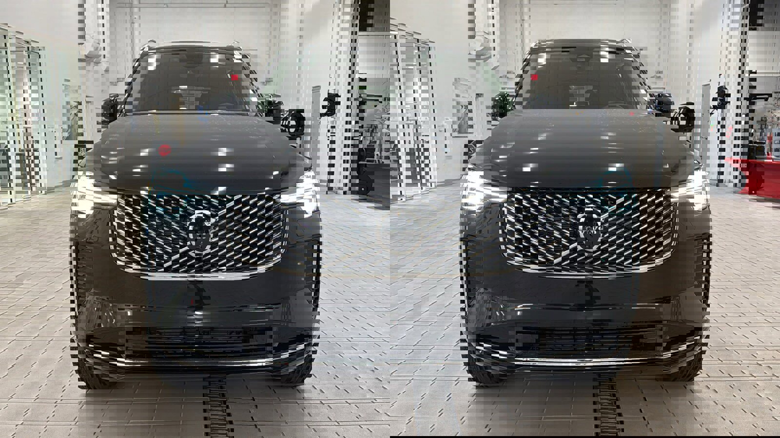 New 2026 Volvo XC90 B6 Plus w/ Protection Package Premier image 10