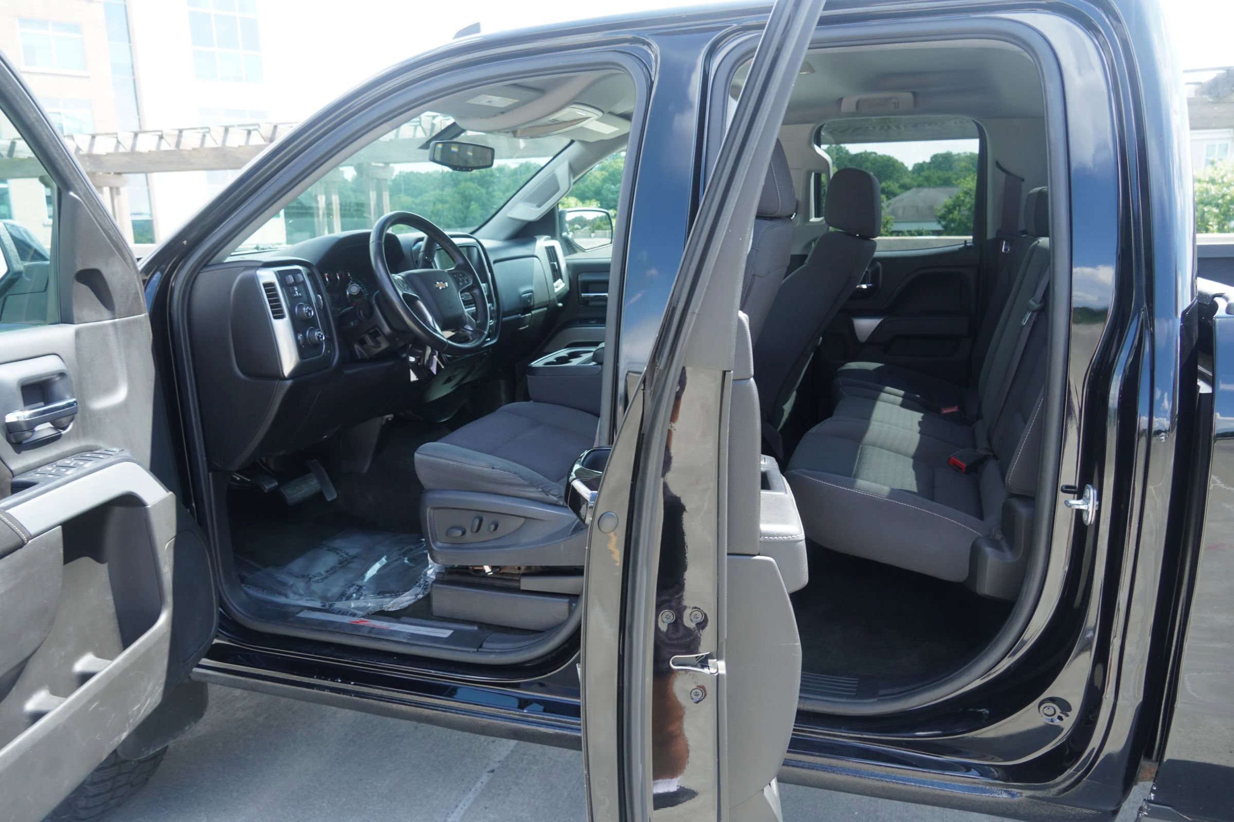 Used 2016 Chevrolet Silverado 1500 LT w/ All Star Edition image 9