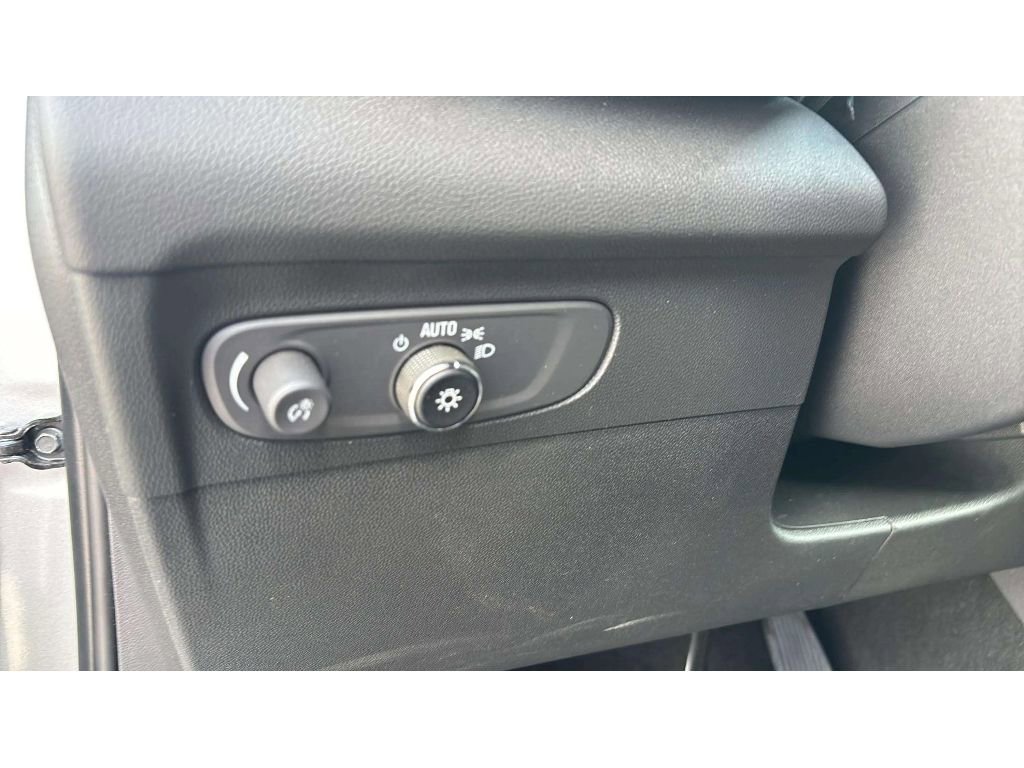 Certified 2023 Buick Envision Preferred image 19