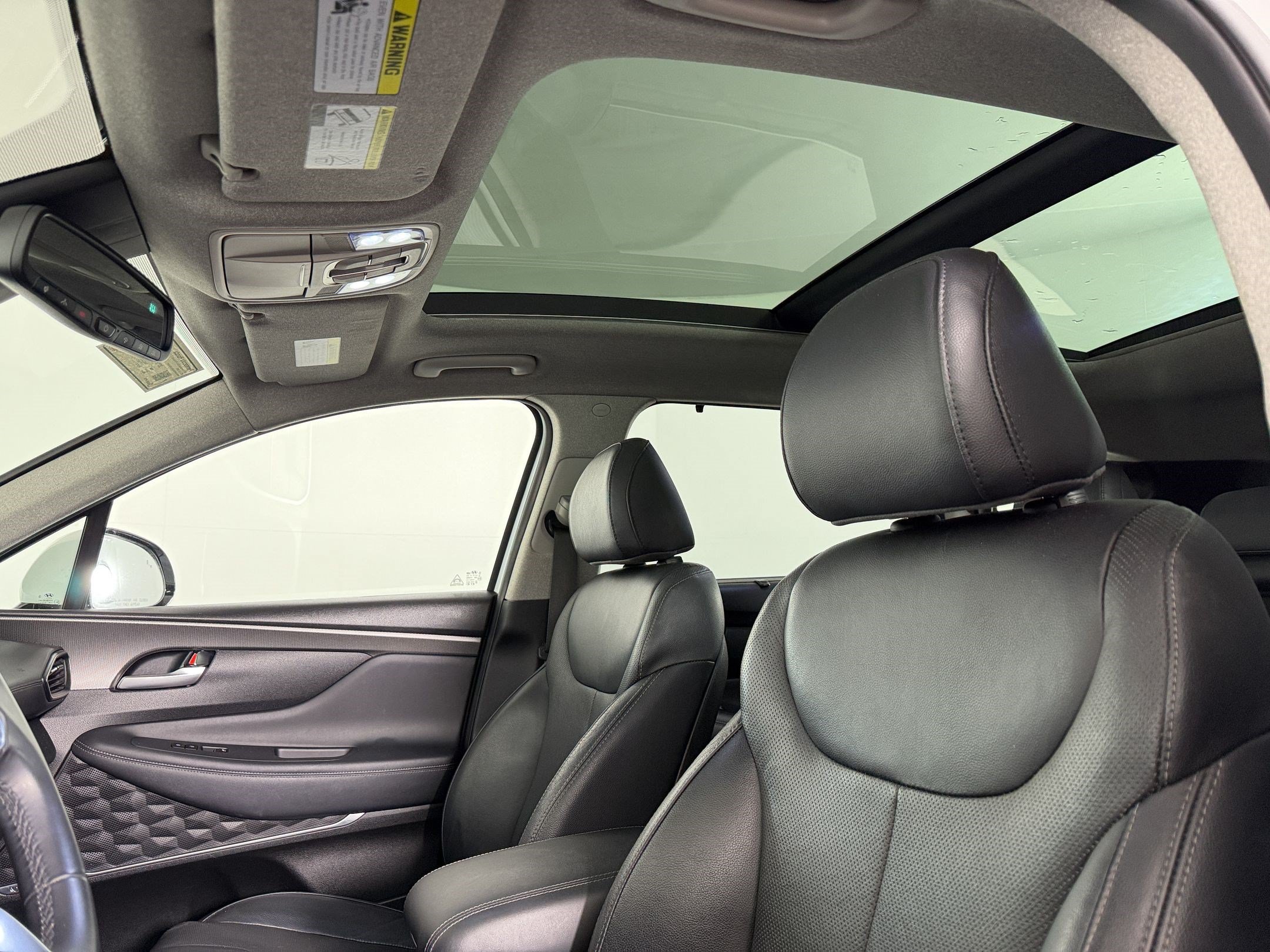 Used 2019 Hyundai Santa Fe Limited FWD image 21