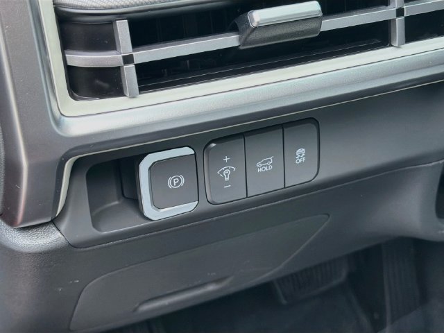 Certified 2026 Hyundai Santa Fe SEL FWD image 11