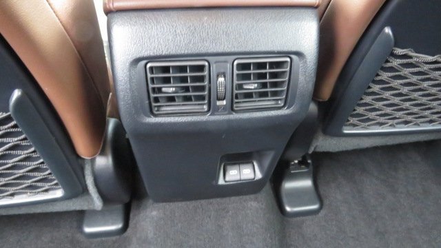 Used 2023 Toyota 4Runner Limited image 16