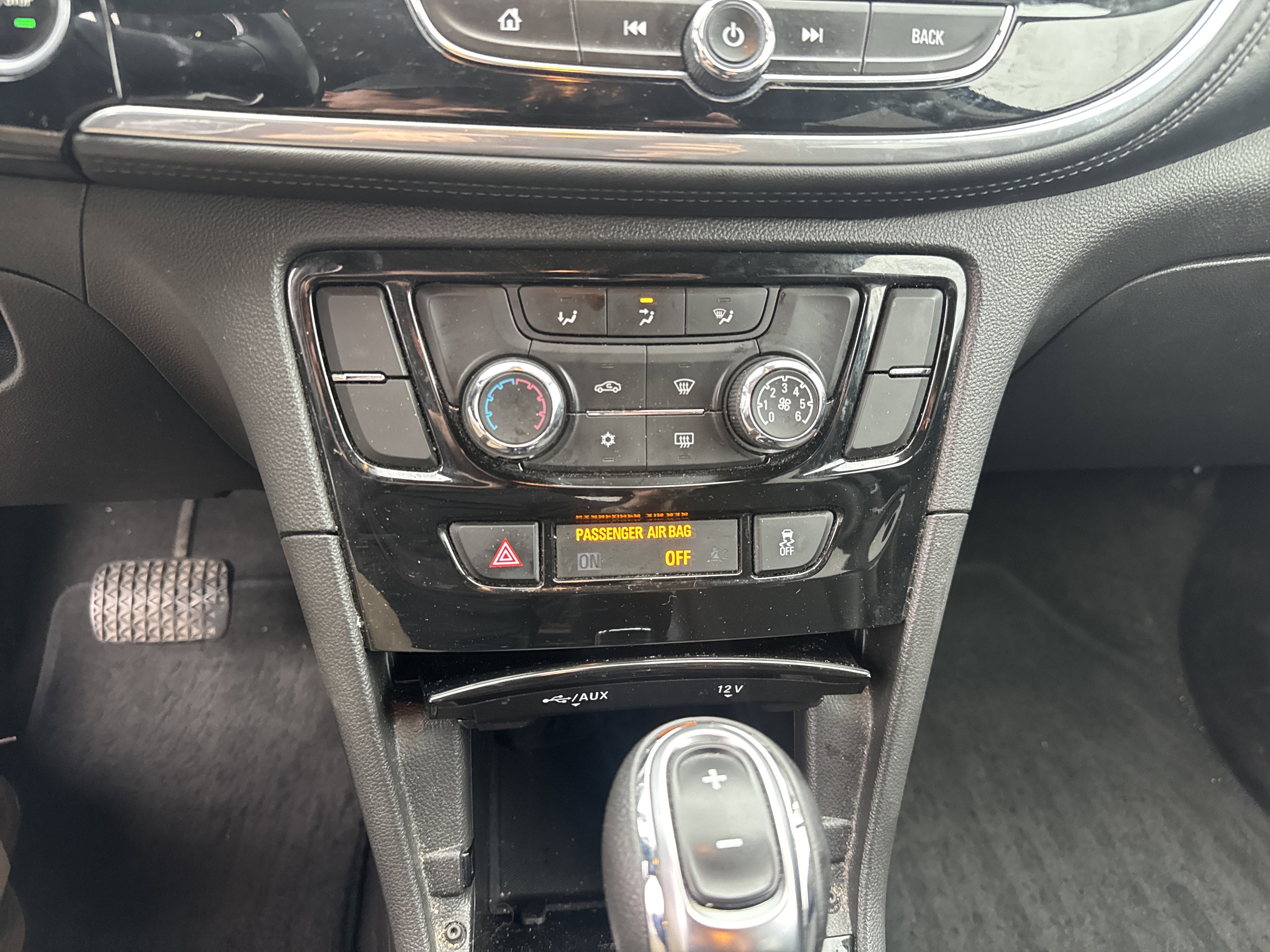 Used 2019 Buick Encore Preferred w/ Safety Package image 25