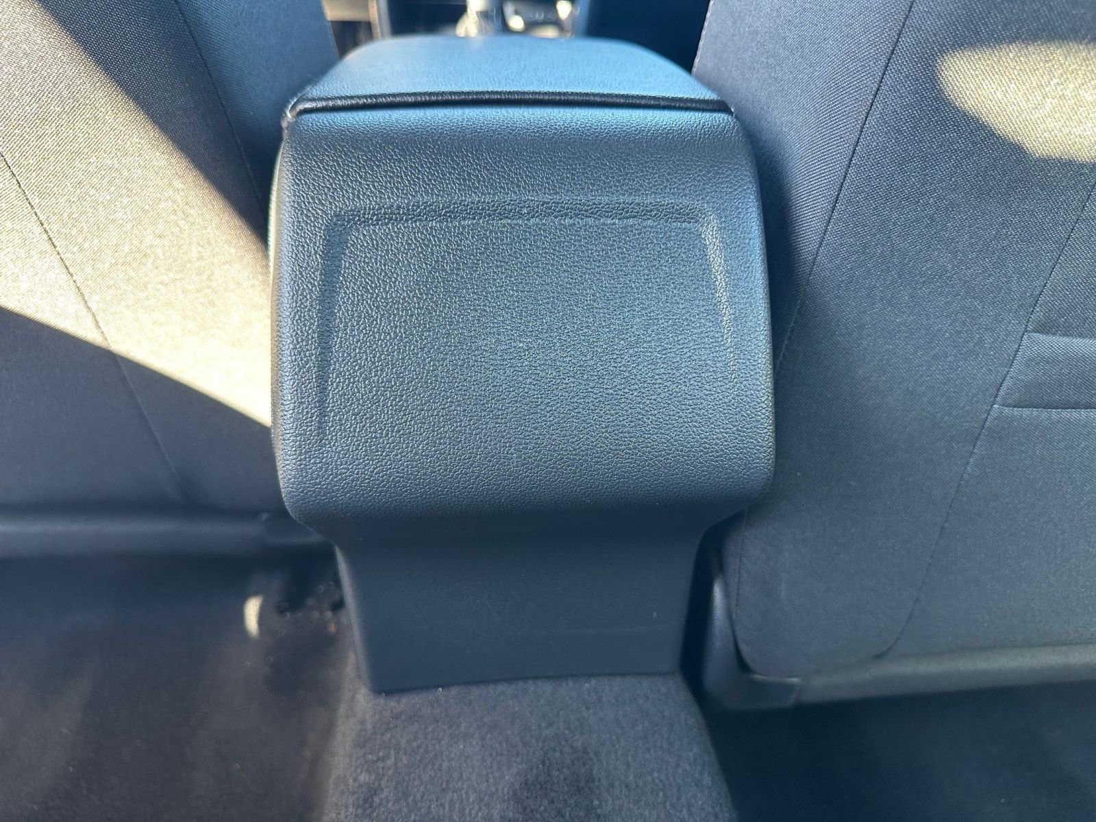 Used 2025 Volkswagen Jetta Sport image 23