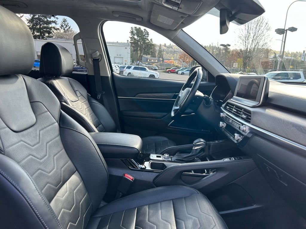 Used 2022 Kia Telluride SX w/ SX Prestige Package image 18