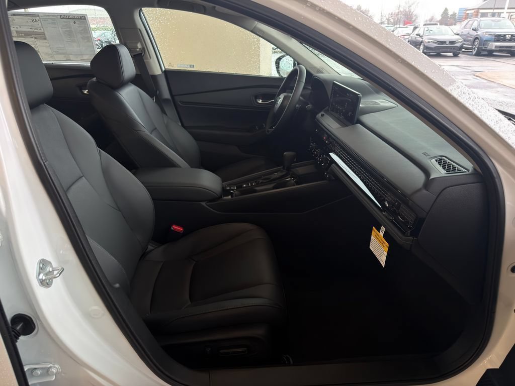 Used 2026 Honda Accord EX-L image 24