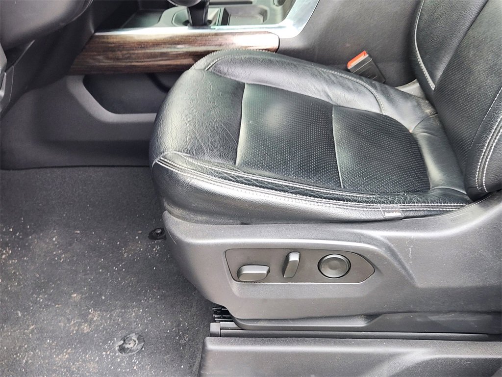 Used 2023 GMC Sierra 1500 Elevation w/ LPO, Elevation Black Package image 8