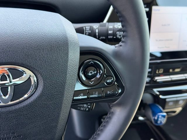 Certified 2022 Toyota Prius AWD image 25