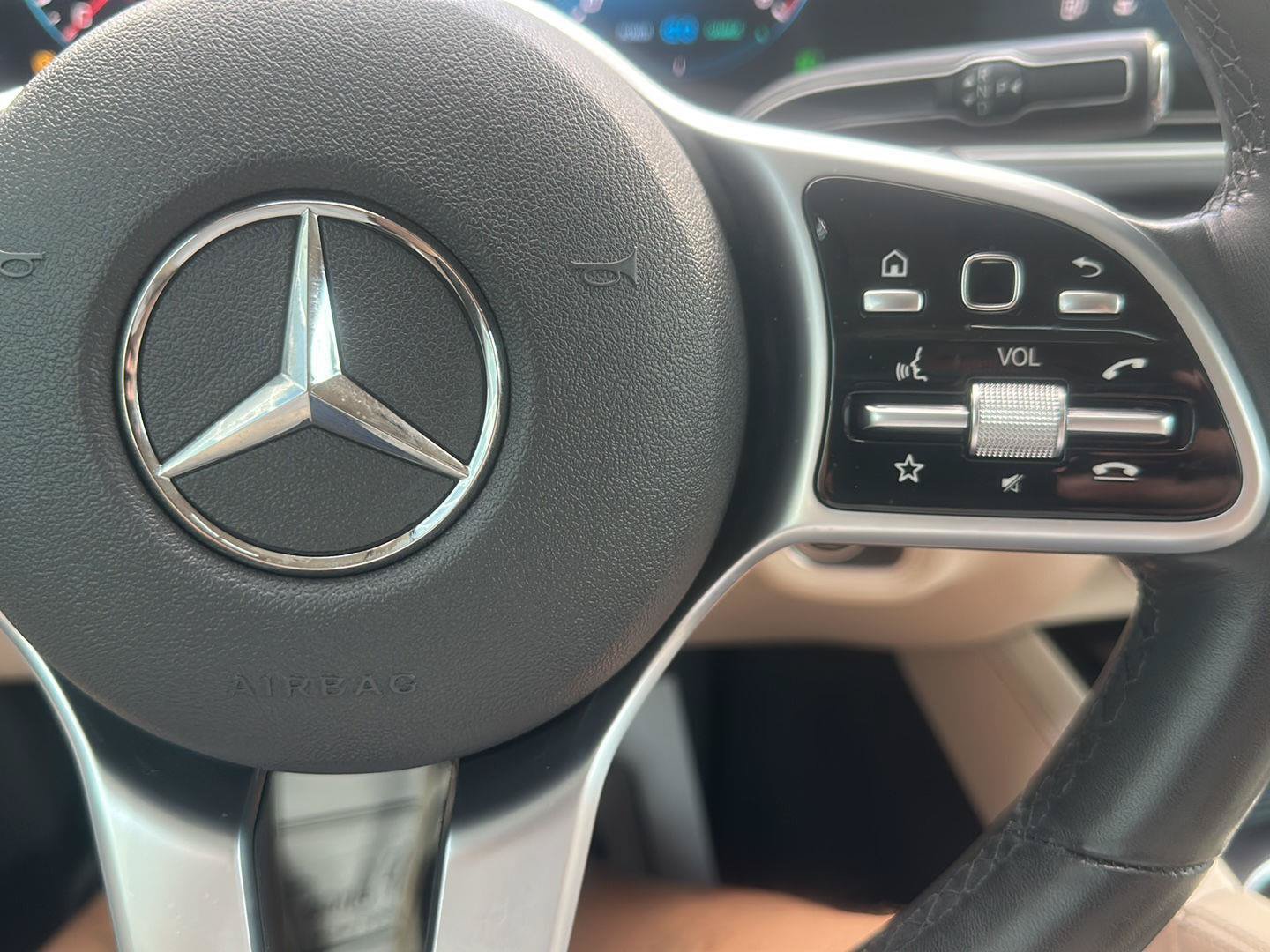 Used 2020 Mercedes-Benz GLS 450 4MATIC image 34
