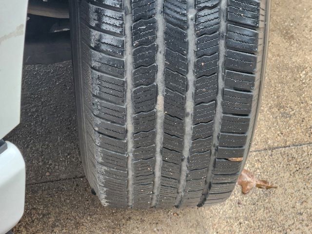 Used 2020 Chevrolet Silverado 1500 Custom w/ Custom Value Package image 18