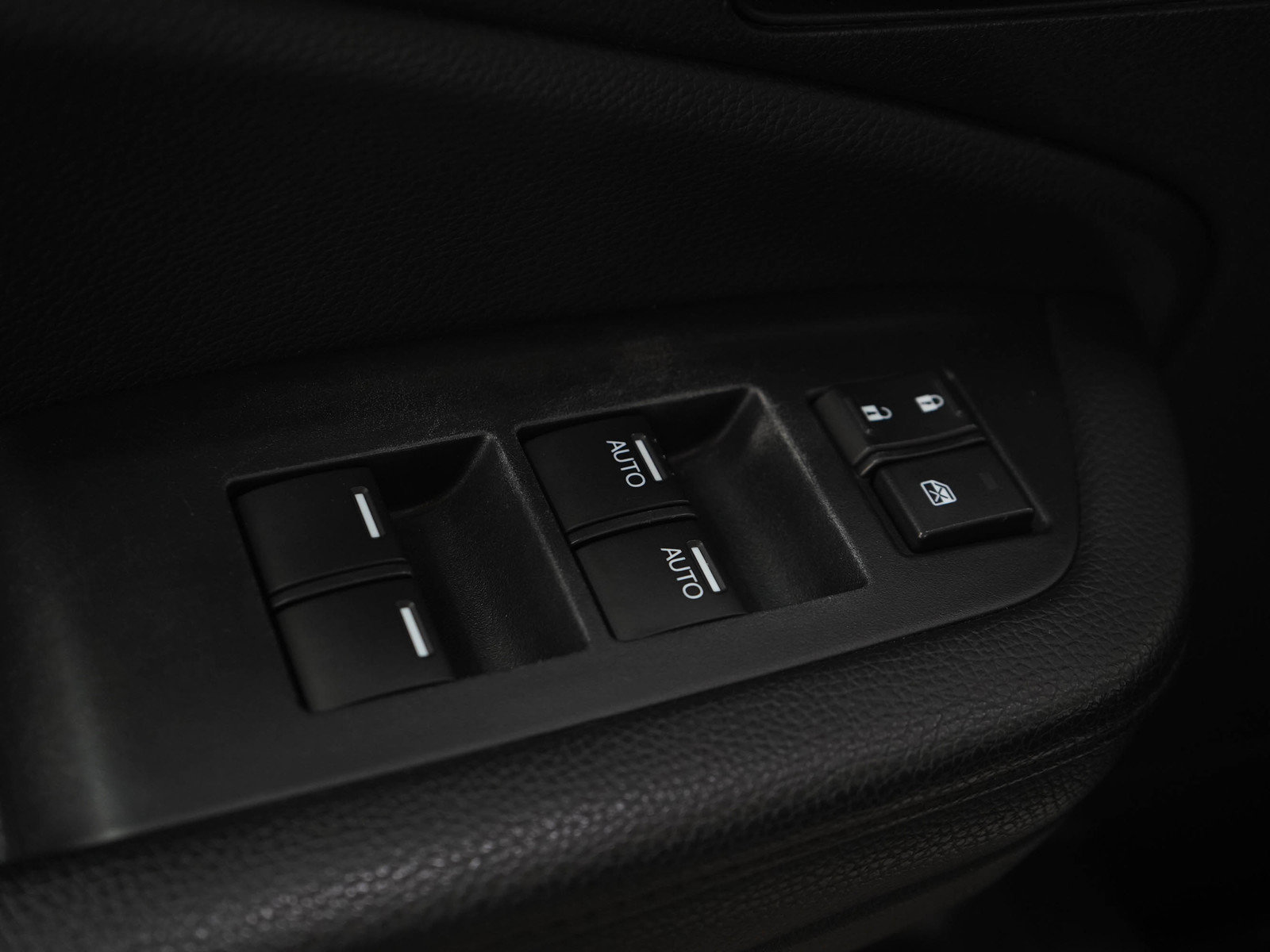 Used 2022 Honda Pilot Black Edition image 23