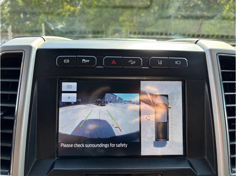 Used 2020 Ford F350 Lariat w/ Lariat Ultimate Package AWD/4WD image 33