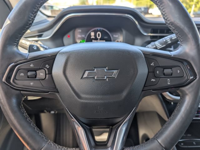 Used 2023 Chevrolet Bolt EUV Premier w/ Sun & Sound Package FWD image 21