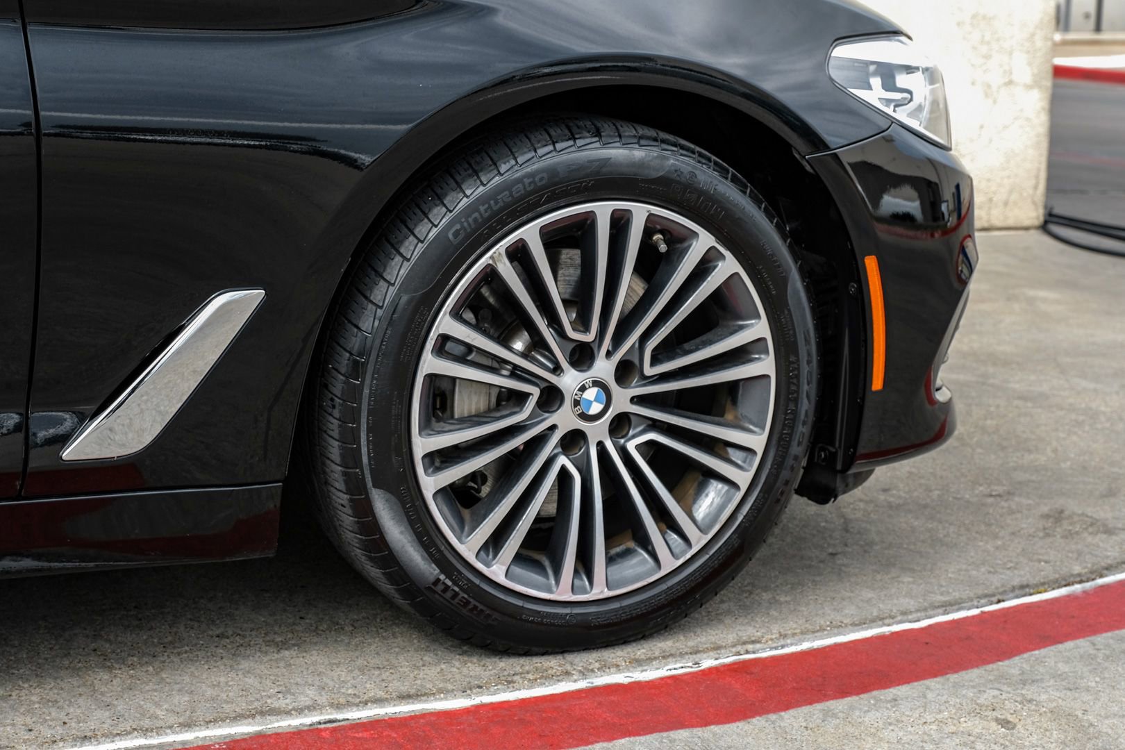 Used 2019 BMW 540i w/ Convenience Package RWD image 48