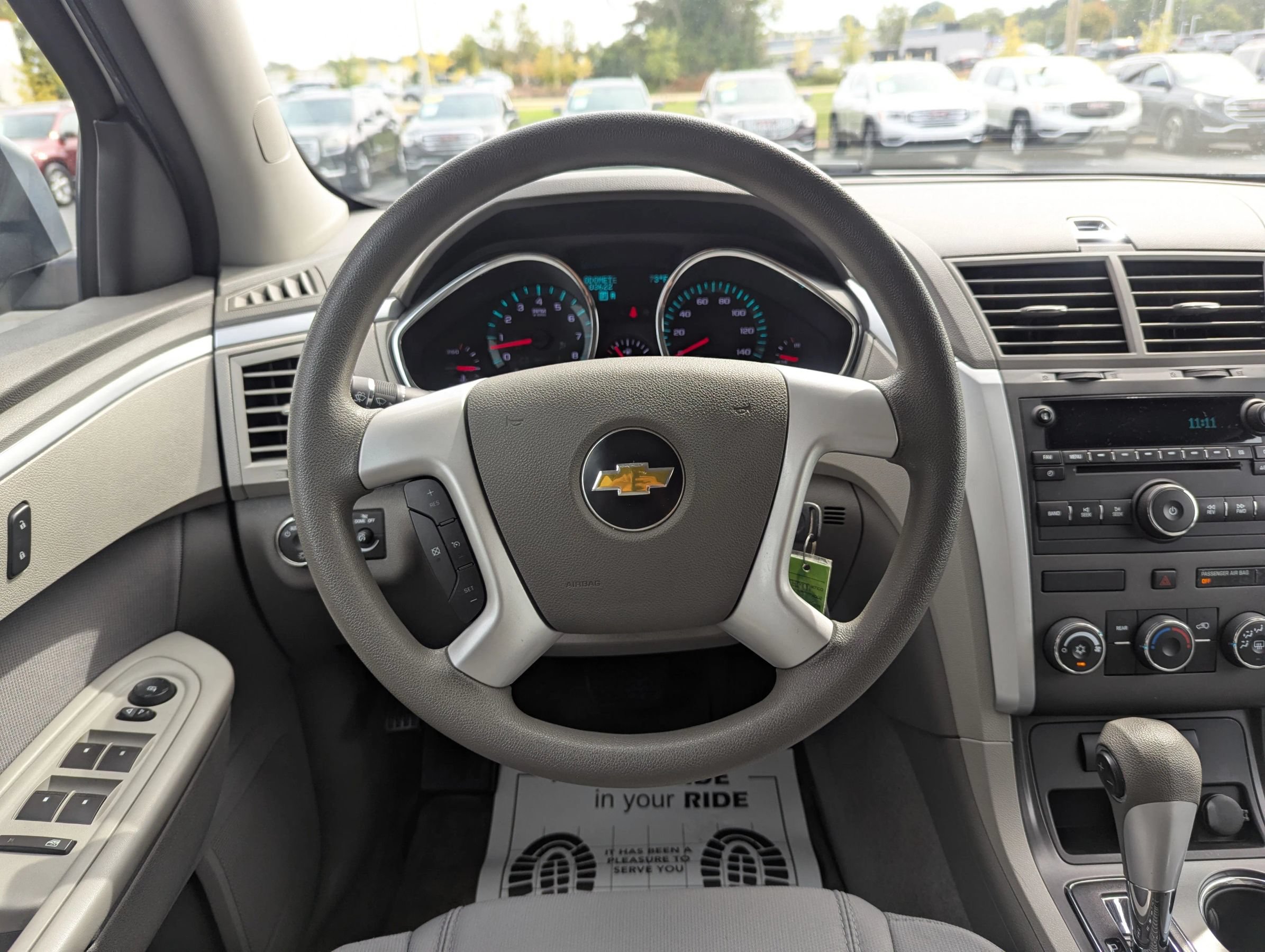 Used 2011 Chevrolet Traverse LS FWD image 17
