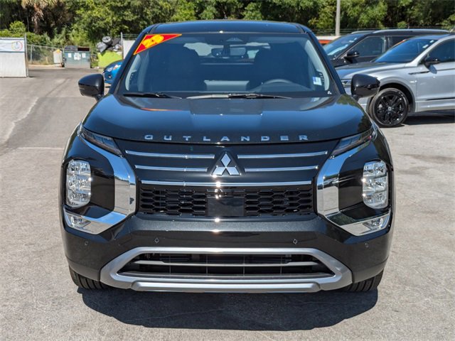 New 2025 Mitsubishi Outlander SE image 9