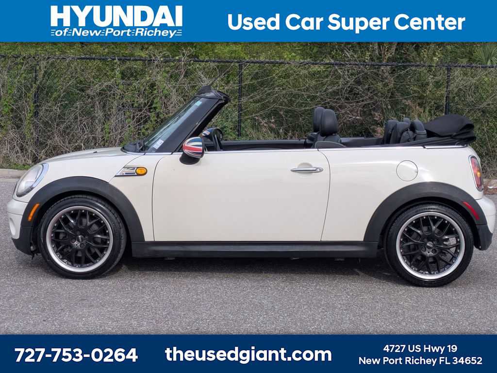 Used 2009 MINI Cooper Convertible w/ Cold Weather Pkg FWD image 2