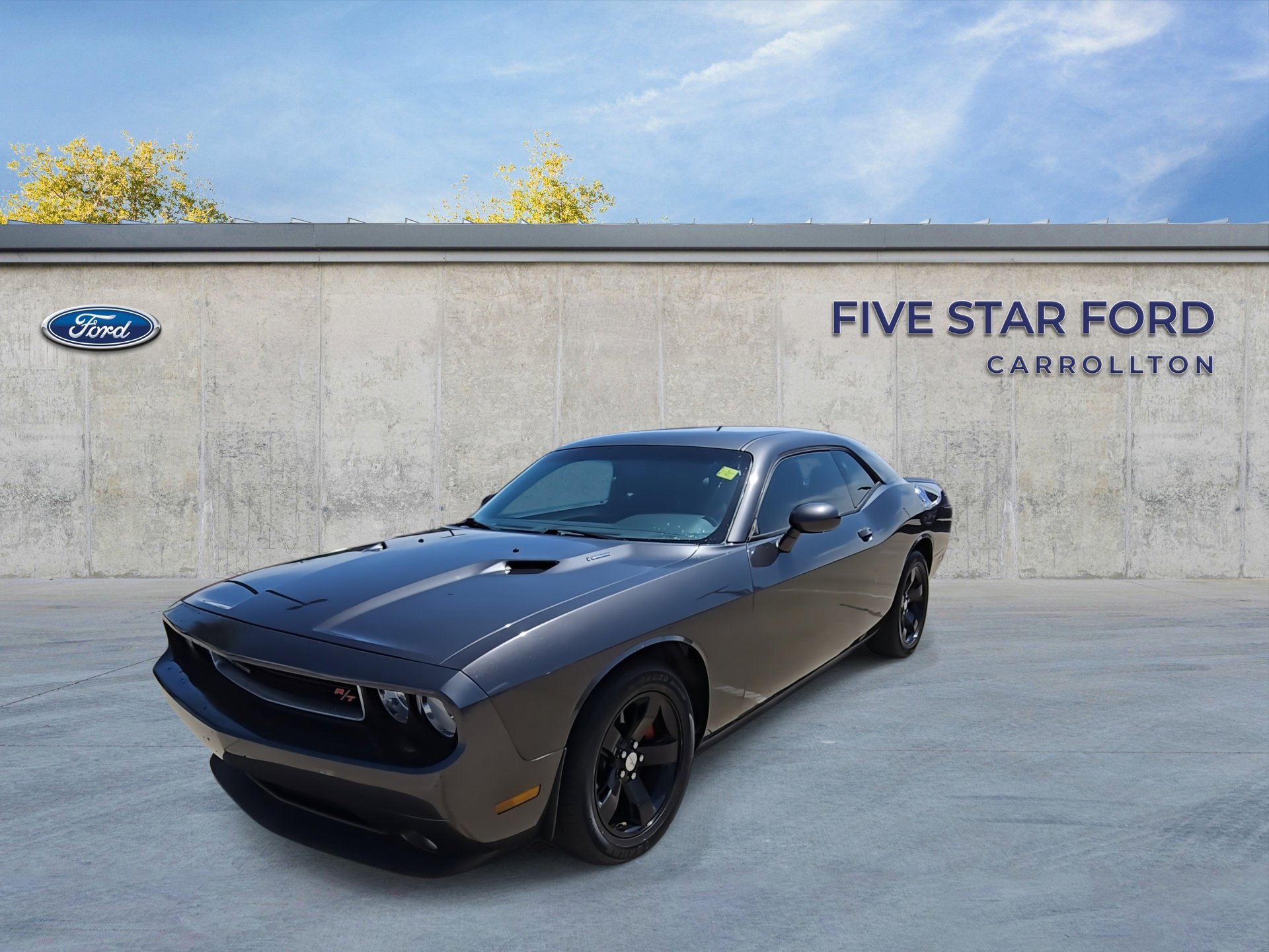 Used 2013 Dodge Challenger R/T Plus image 4