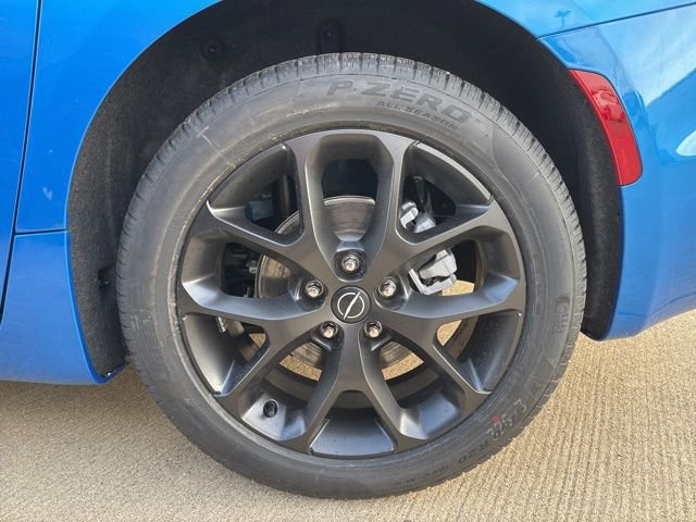 New 2026 Chrysler Pacifica Select image 10