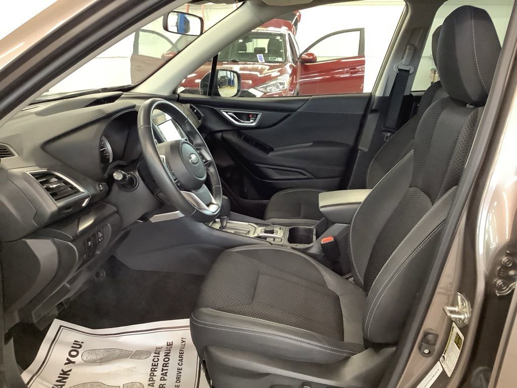 Certified 2023 Subaru Forester Premium image 4