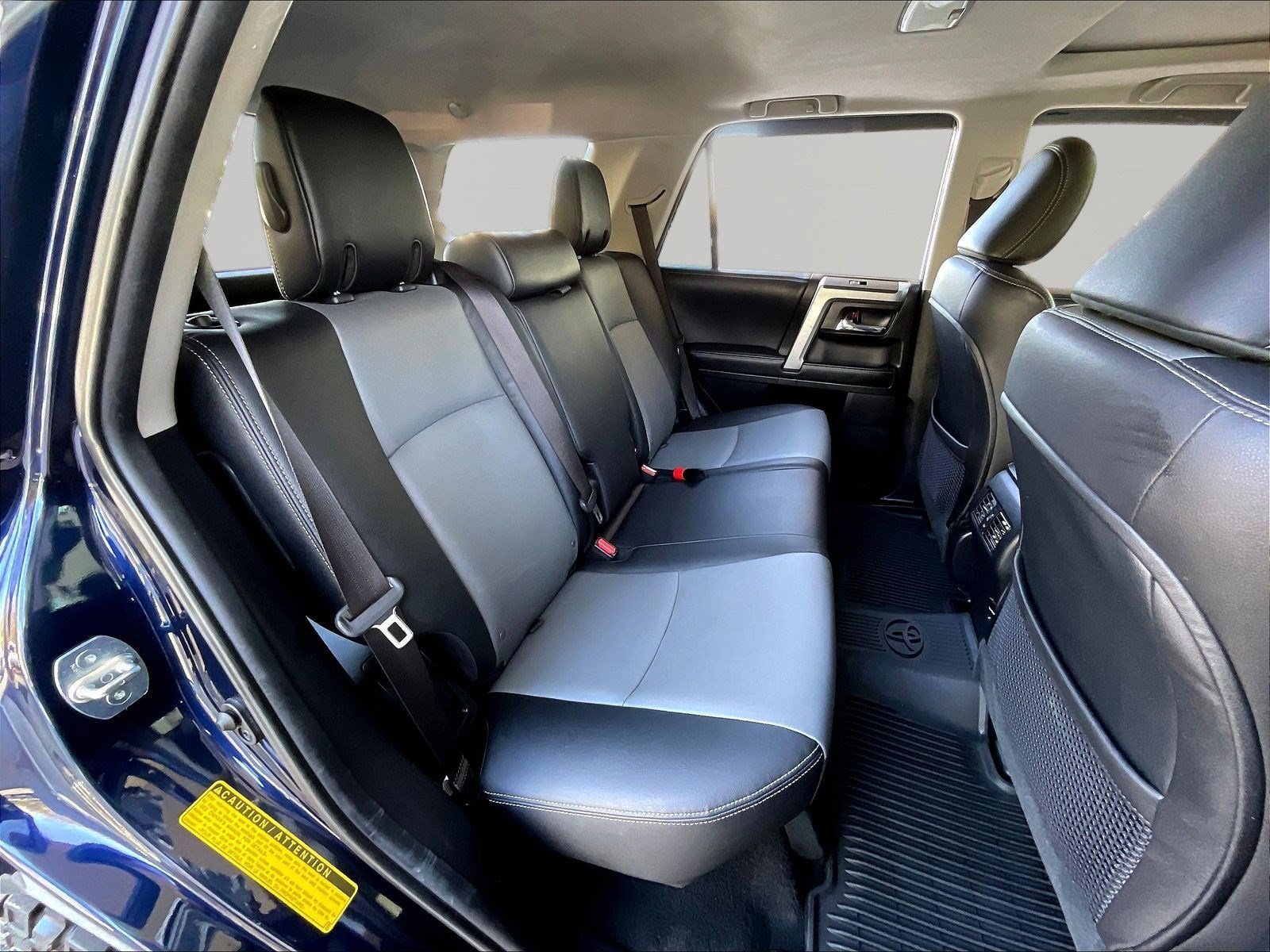 Used 2018 Toyota 4Runner SR5 Premium w/ Wilderness Package AWD/4WD image 25
