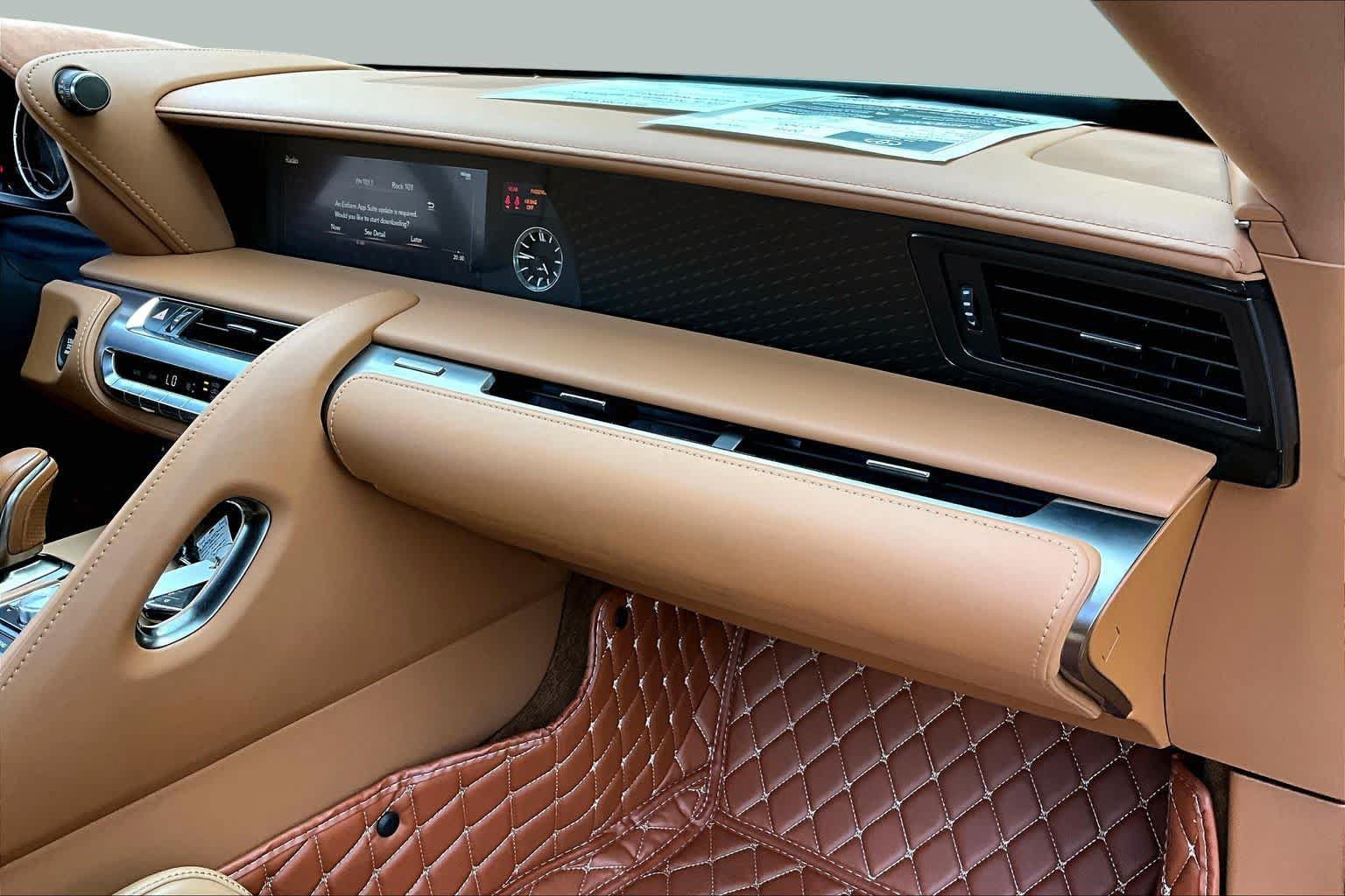 Used 2018 Lexus LC 500 Coupe RWD image 16