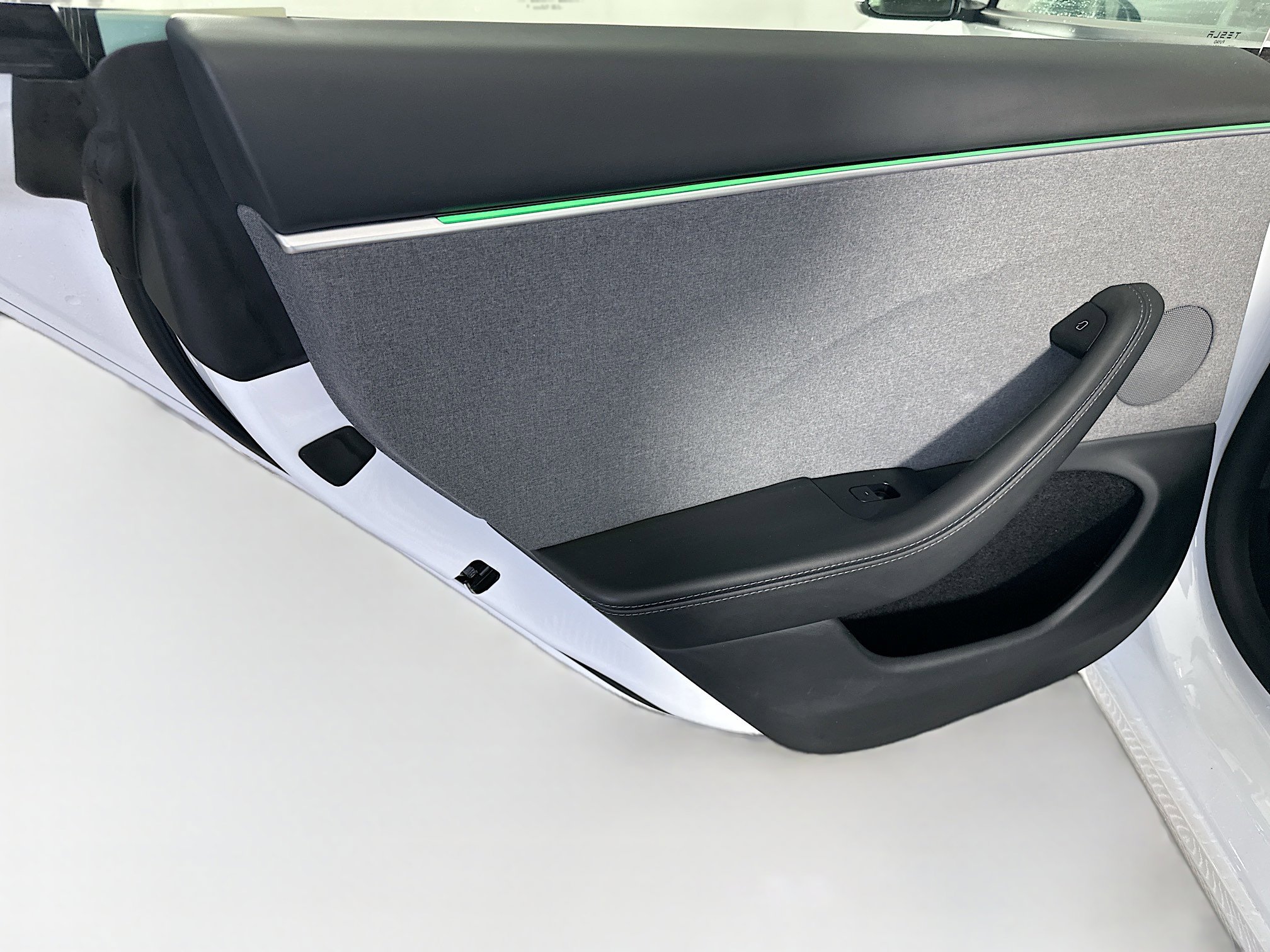 Used 2025 Tesla Model 3 Long Range image 24