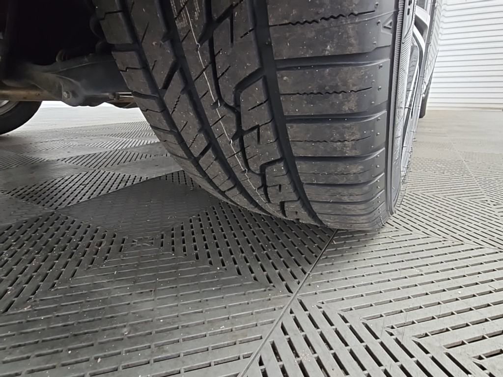 Used 2024 Honda Civic EX-L image 45