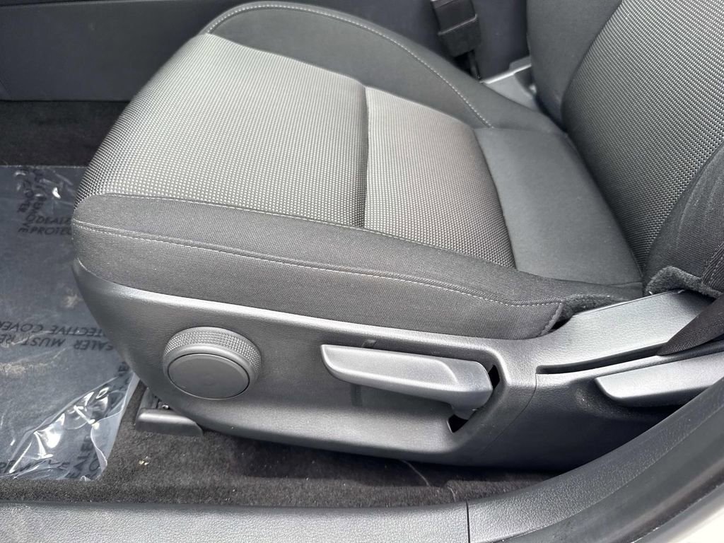 Certified 2025 MAZDA CX-30 AWD 2.5 S image 28