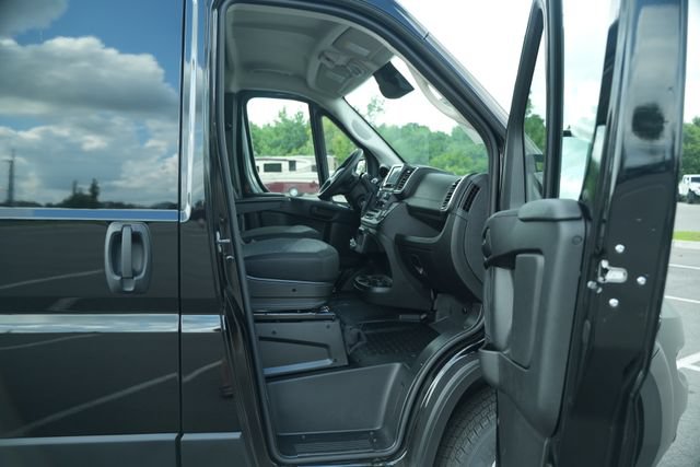 New 2026 RAM ProMaster 2500 w/ Quick Order Package 22G SLT FWD image 15