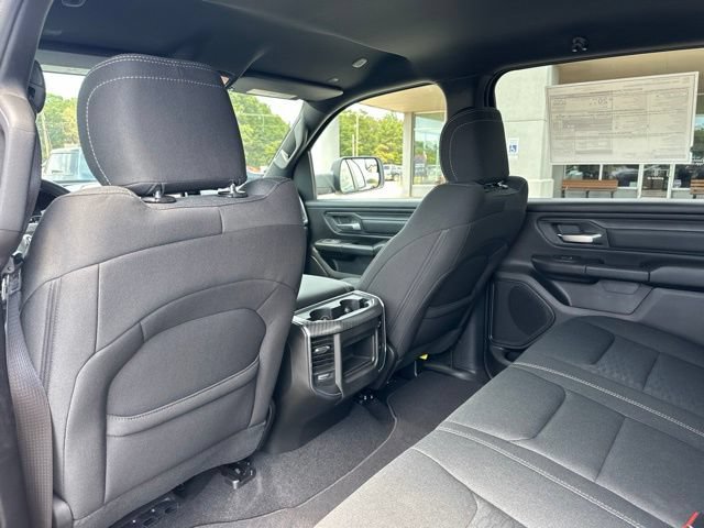 New 2026 RAM 1500 Express AWD/4WD image 31