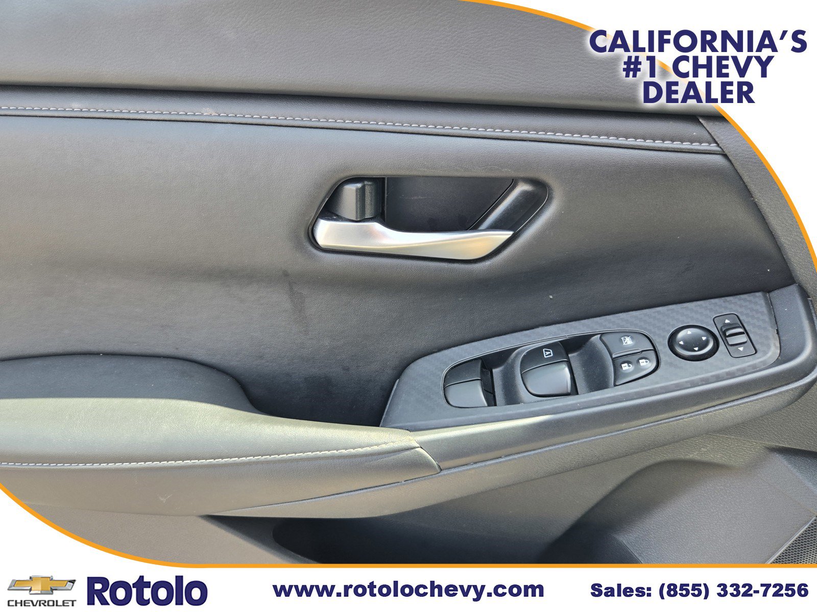Used 2025 Nissan Sentra SV FWD image 18