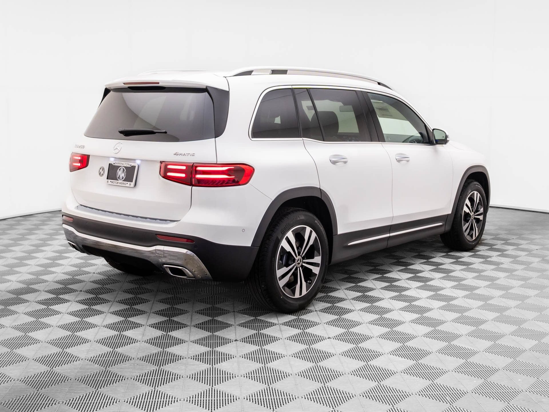 New 2026 Mercedes-Benz GLB 250 4MATIC image 5