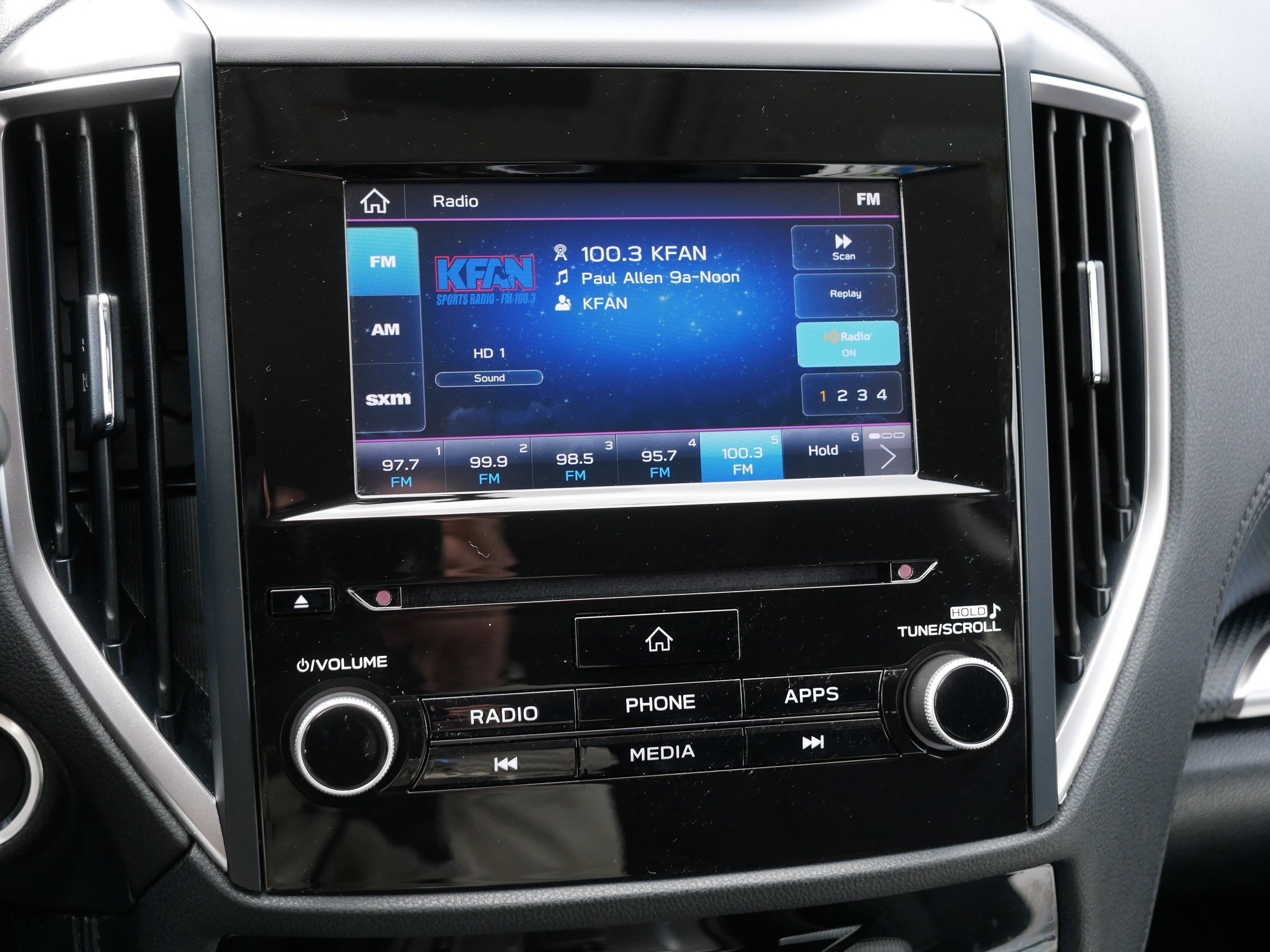 Used 2019 Subaru Forester Premium image 22