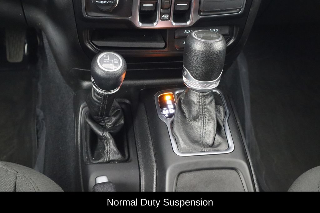 Used 2023 Jeep Wrangler Unlimited w/ Sun & Screen Package AWD/4WD image 25