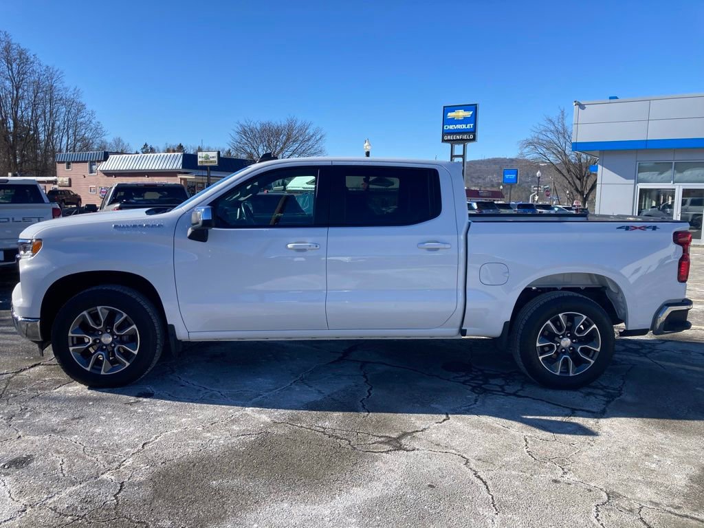 Used 2024 Chevrolet Silverado 1500 LT image 4