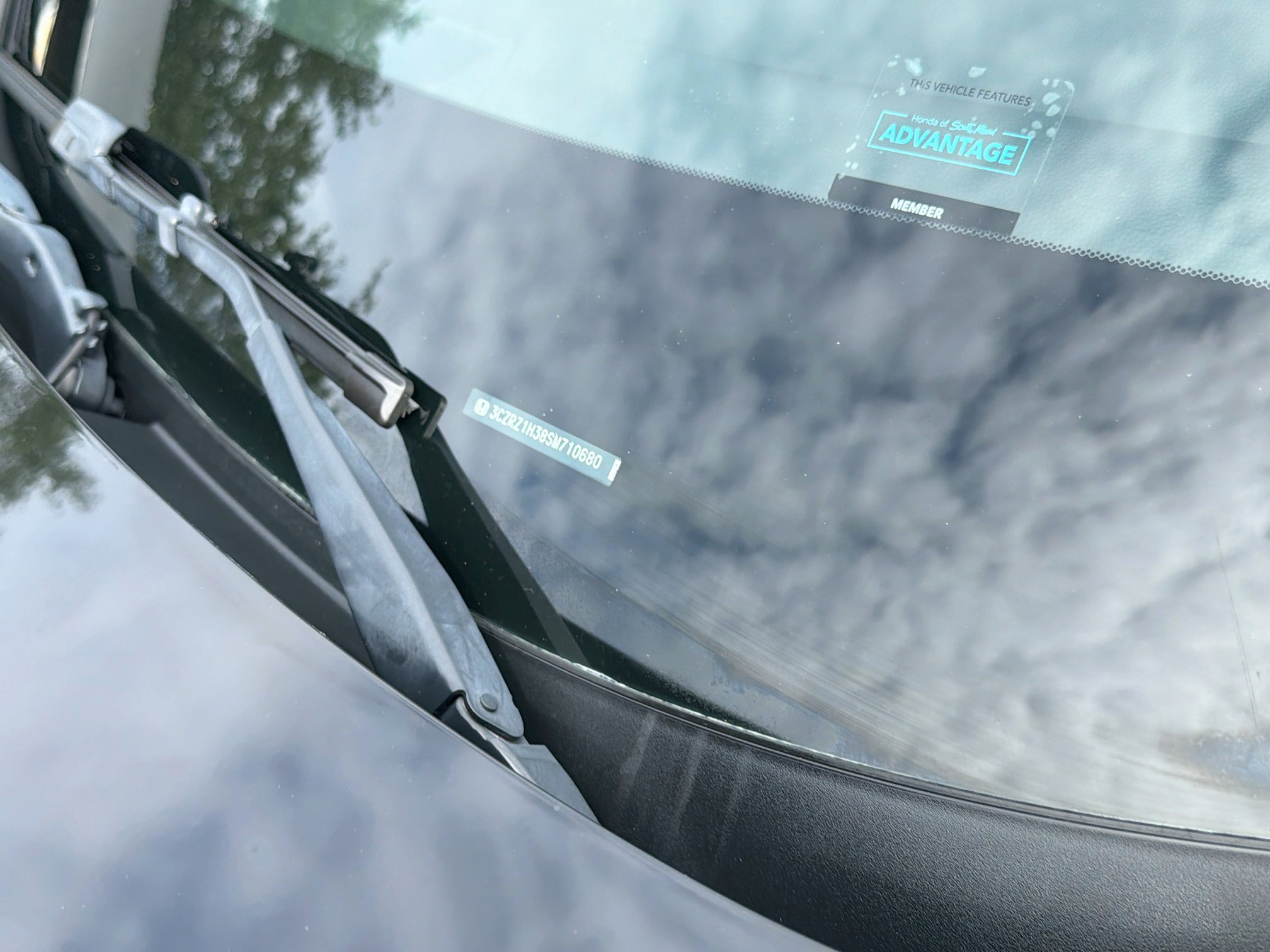 Used 2025 Honda HR-V LX image 37