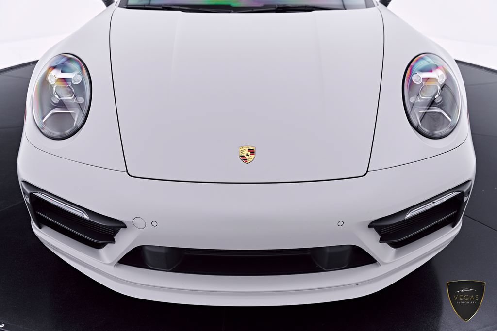 Used 2023 Porsche 911 Carrera RWD image 18