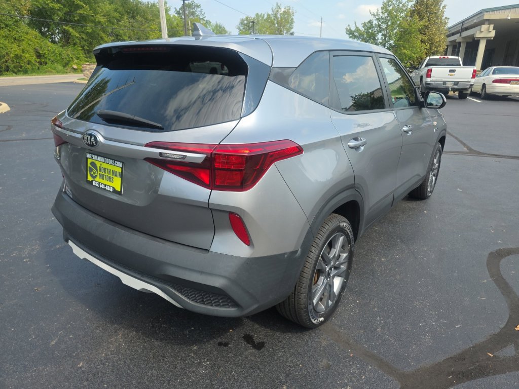 Used 2021 Kia Seltos LX AWD/4WD image 7