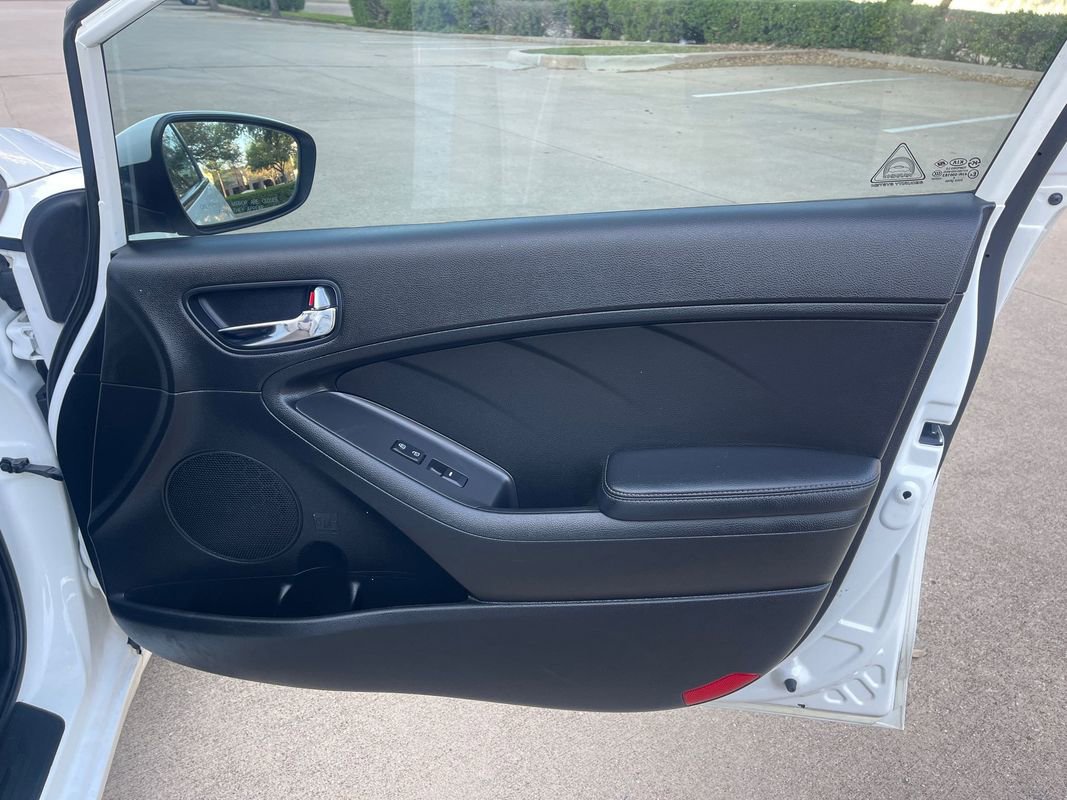 Used 2016 Kia Forte LX image 18