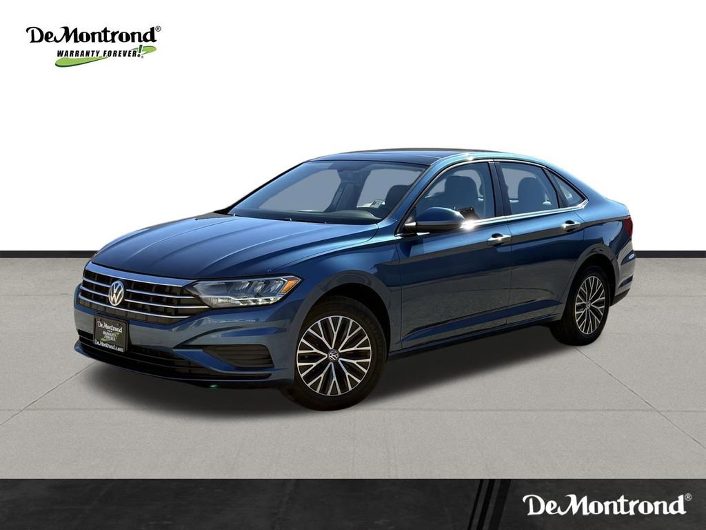 Used 2020 Volkswagen Jetta SE w/ SE Cold Weather Package image 1