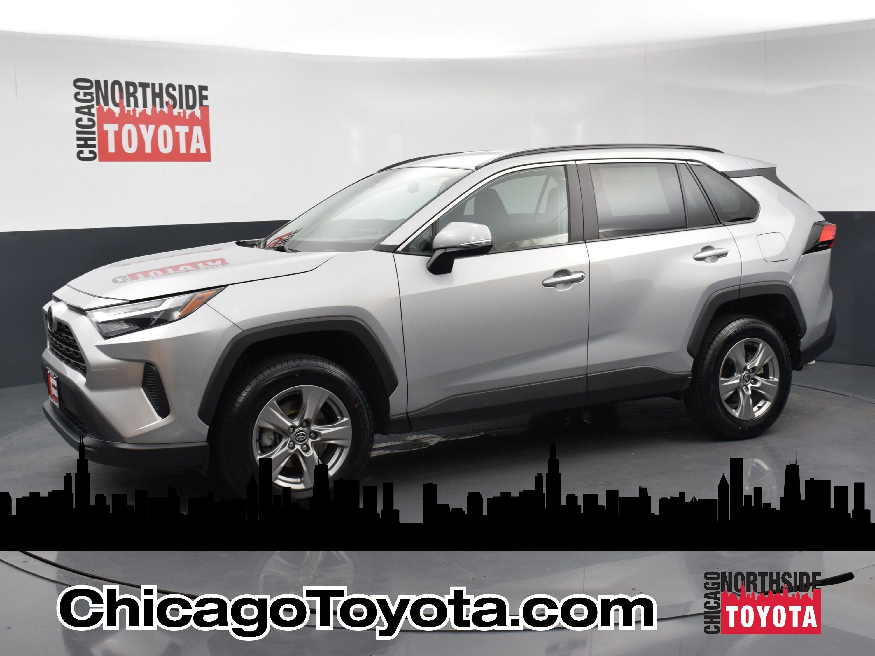 Used 2024 Toyota RAV4 XLE AWD/4WD video 1