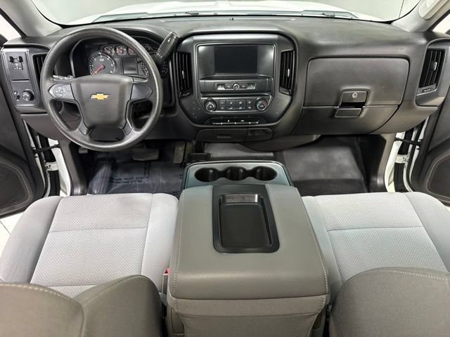 Used 2018 Chevrolet Silverado 1500 W/T w/ Trailering Package AWD/4WD image 2