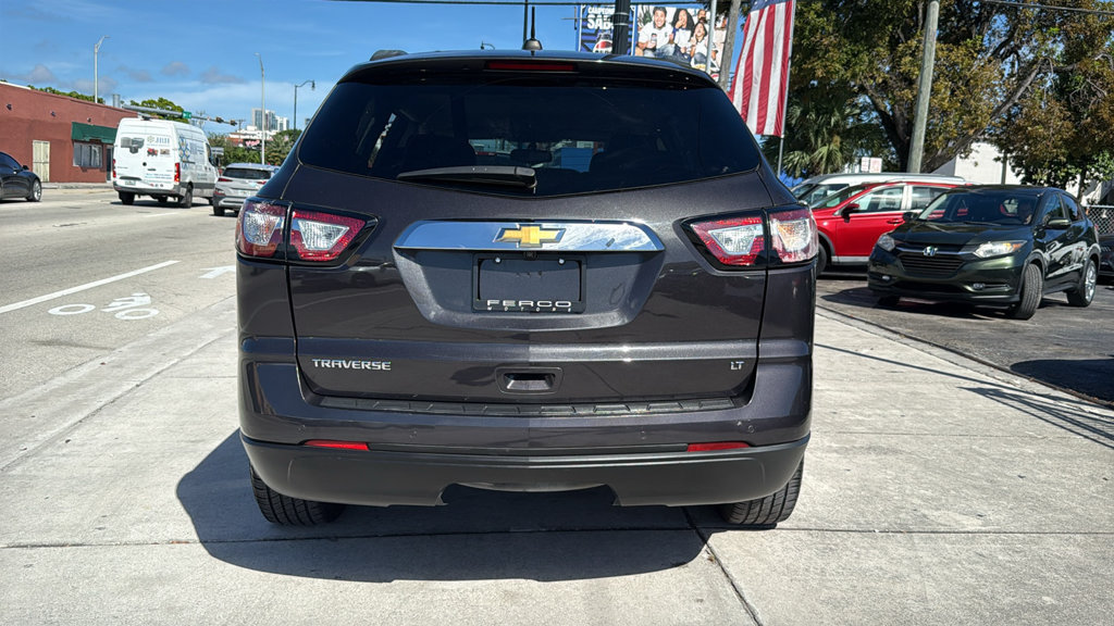 Used 2017 Chevrolet Traverse LT FWD image 13