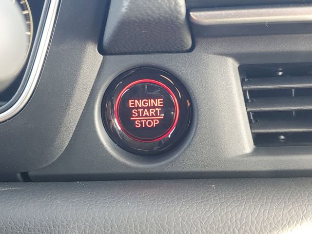 New 2025 Honda Pilot Touring image 29