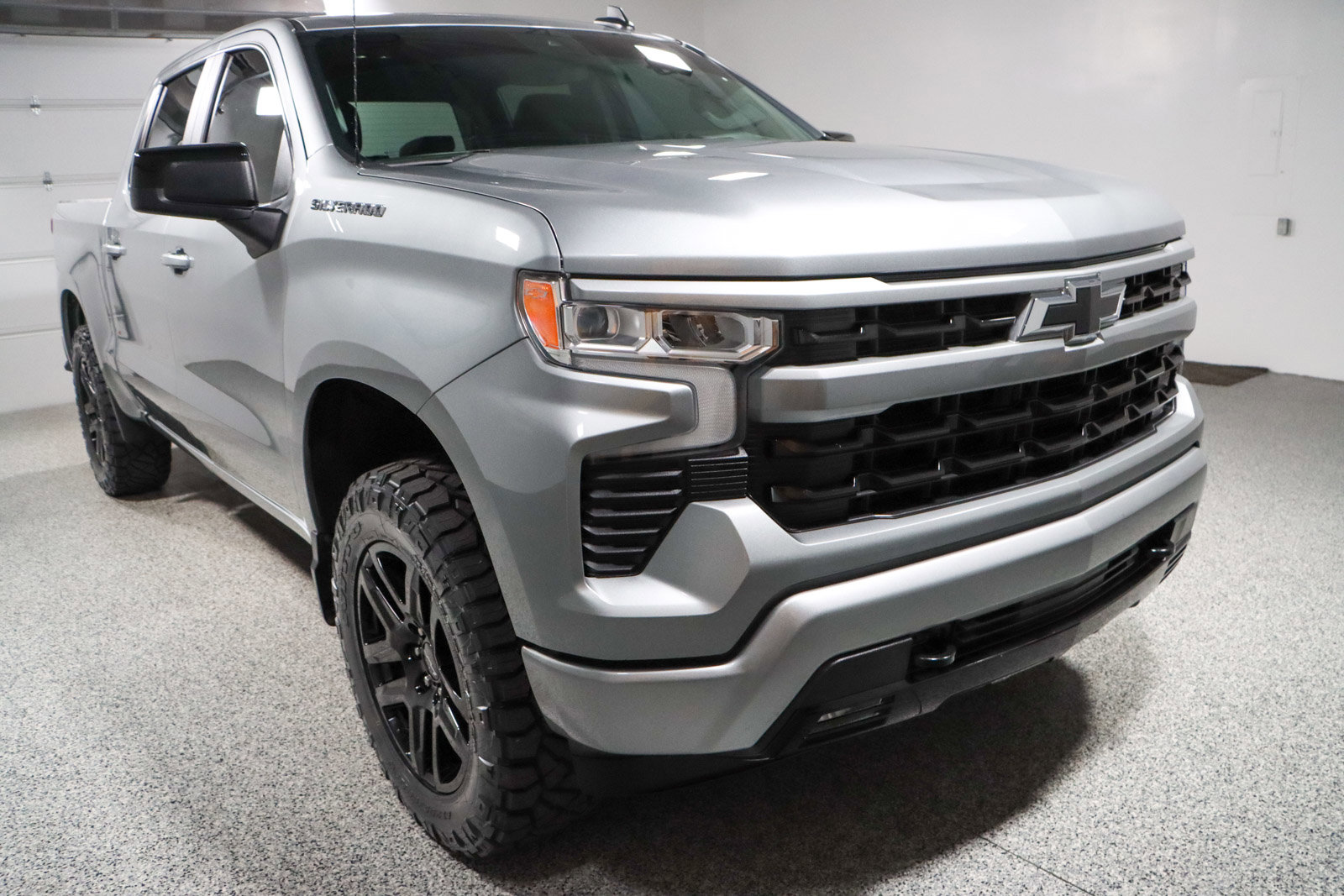 Used 2023 Chevrolet Silverado 1500 RST image 6