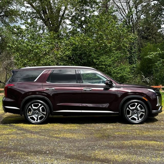 Used 2023 Hyundai Palisade SEL image 3