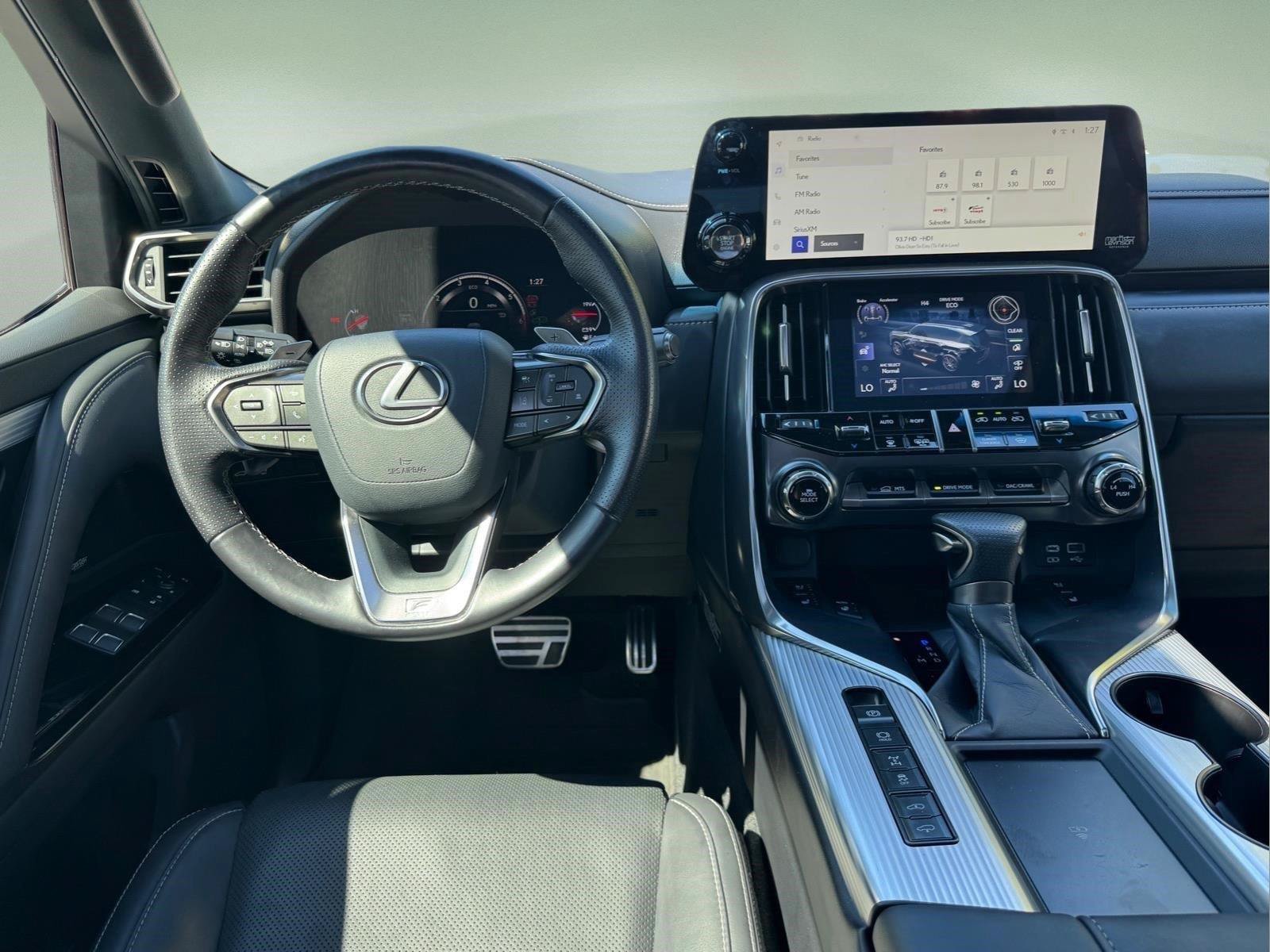 Used 2023 Lexus LX 600 F Sport w/ Accessory Package (Z1) AWD/4WD image 15