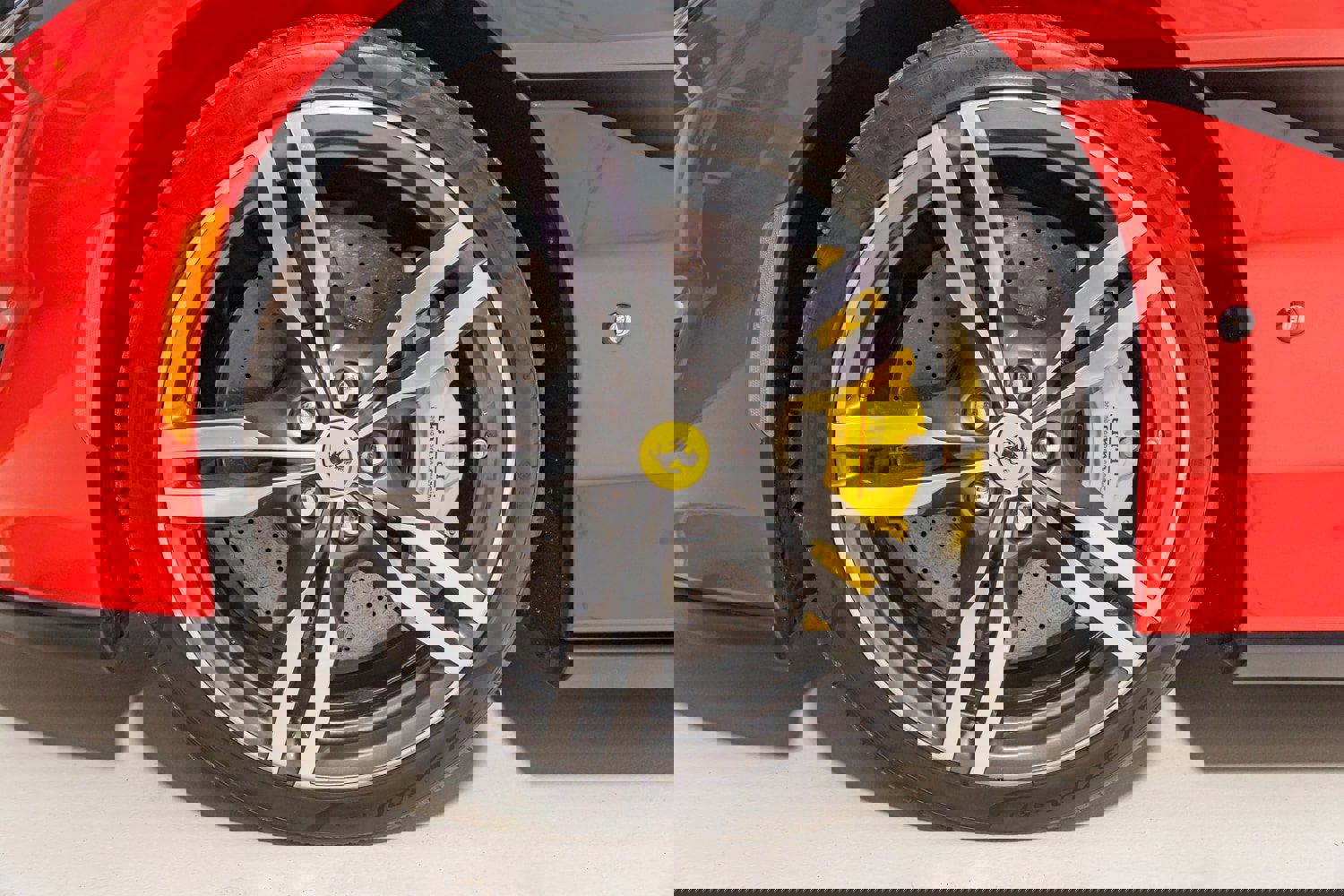 Used 2020 Ferrari Portofino image 21